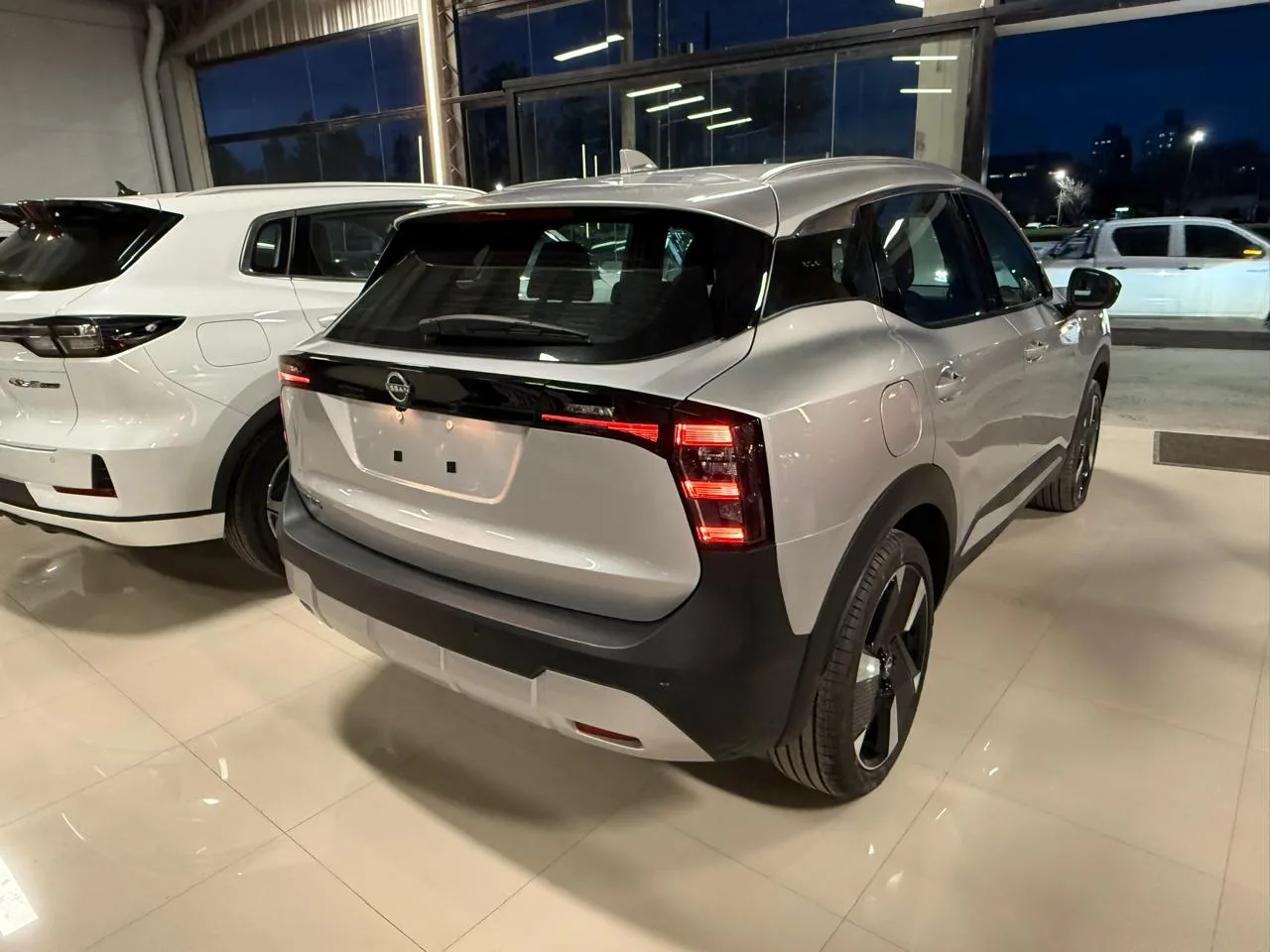 Nissan Kicks 1.0 T SENSE DCT - imagen 5